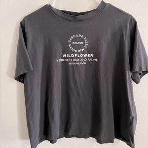 H&M graphic tee size L